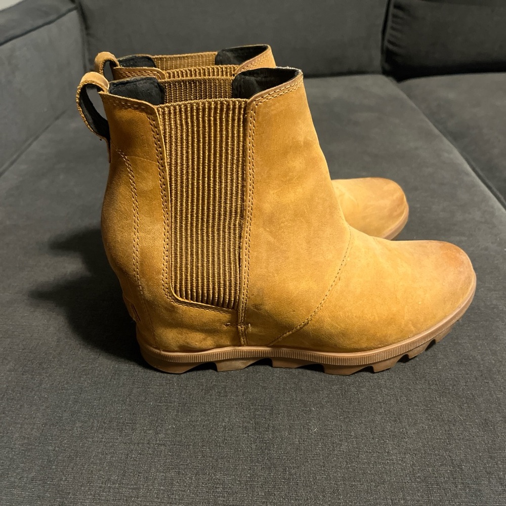 Sorel Wedges